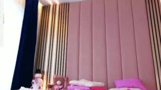 🔥 Sexy 🍬 , 𝕍𝔼𝕊𝕀𝔸 🍬 *** Hot and Sexy girls, DM me for collab; new instagram: vesia.sentiri on Chaturbate Live Now!