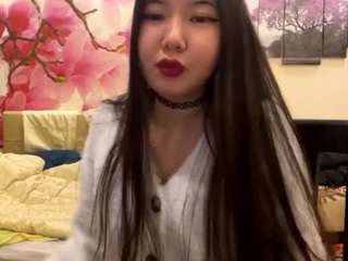 Hot maggiebouten on Camsoda Live Now!