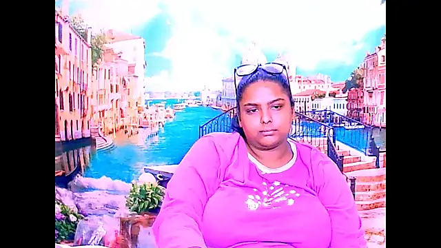 Live adult webcam show with Indianfairy99 on Stripchat