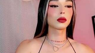 Sexy marianlv on Camsoda Live Now!
