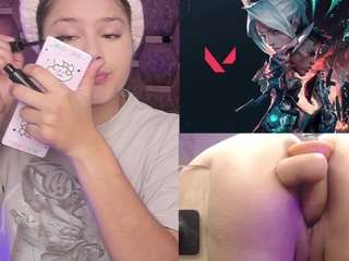 Sexy triannab on Camsoda Live Now!