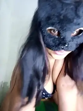 Slllll_Couple00 — live cam on Stripchat