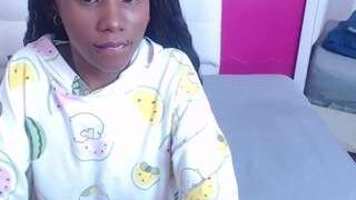 Spicy goldenn-ass1 on Camsoda Live Now!