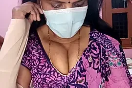 Watch KannadaTamilTeluguBeauty on Stripchat live webcam