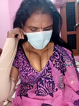 Watch KannadaTamilTeluguBeauty on Stripchat live webcam