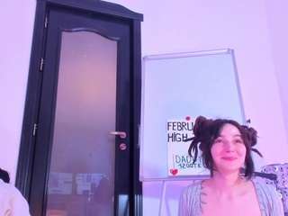 🔥 Hot peanughty on Camsoda Live Now!