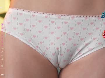 🔥 Sexy 🎥, Lucie on Chaturbate Live Now!