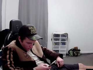Hot chrislegend123 on Camsoda Live Now!