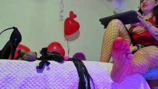 Hot eliceniar30 on Camsoda Live Now!