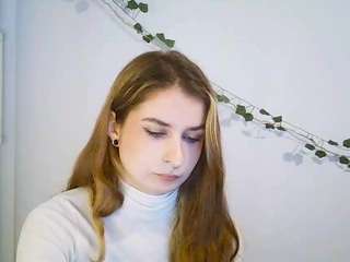 Hot ninablond1 on Camsoda Live Now!