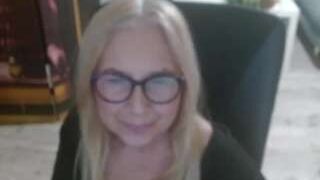 Hot sofiadream on Camsoda Live Now!