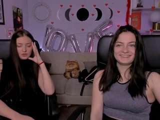 Sexy baby-hotte on Camsoda Live Now!