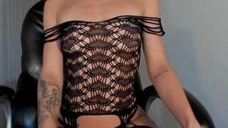 Sexy emilyy-77 on Camsoda Live Now!