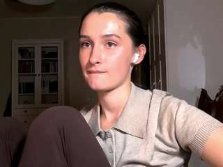 Sexy strong-magic on Camsoda Live Now!