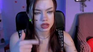 Spicy bella-cute1 on Camsoda Live Now!