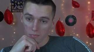 Spicy ryan-zen on Camsoda Live Now!