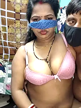 Watch Aditya_sanjna on Stripchat live webcam