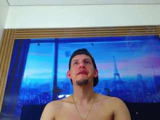 🔥 Hot kevin-fox on Camsoda Live Now!