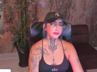 🔥 Sexy alahia-dangelo on Camsoda Live Now!