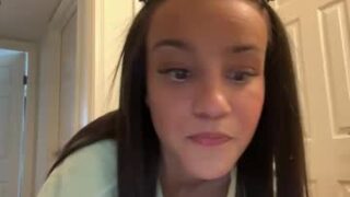 🔥 Sexy briannay0unggg on Chaturbate Live Now!