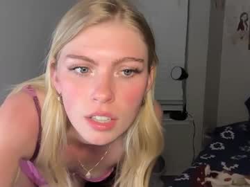 🔥 Sexy Ellie on Chaturbate Live Now!