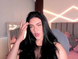 🔥 Spicy veronicalanz on Camsoda Live Now!