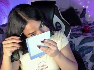Hot dannadomiinguez on Camsoda Live Now!