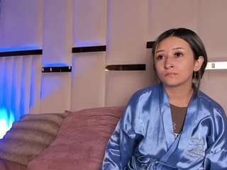 Spicy angelaandanllelo on Camsoda Live Now!