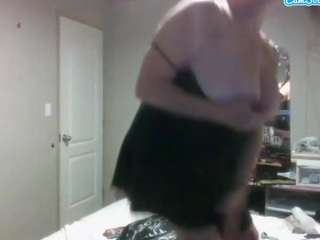 Spicy lawnjraye69 on Camsoda Live Now!