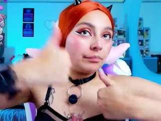 Spicy marceliinee on Camsoda Live Now!