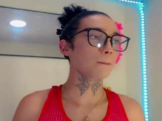 🔥 Hot dariannys-atehortua on Camsoda Live Now!