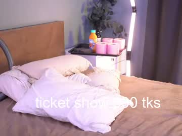 🔥 Sexy Alina, 💕🎀 https://onlyfans.com/tastytiffyreal/c5 on Chaturbate Live Now!