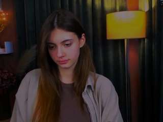 🔥 Sexy darly-honey on Camsoda Live Now!