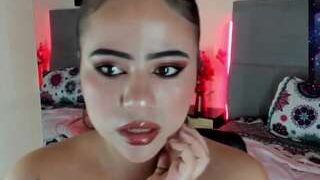 🔥 Sexy nesli-hann on Camsoda Live Now!