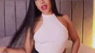 🔥 Spicy andysaenzz on Camsoda Live Now!