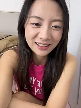 ReiningAffaire from Stripchat — live nude webcam chat