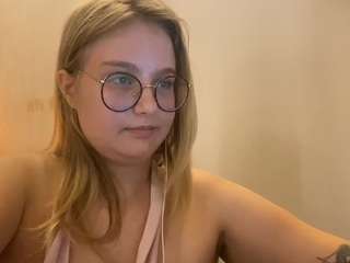 Sexy jacywinslat on Camsoda Live Now!