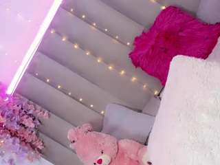 Sexy ninaa-keyli on Camsoda Live Now!