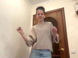 Spicy cucnill on Camsoda Live Now!