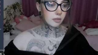 Spicy dixipixi on Camsoda Live Now!