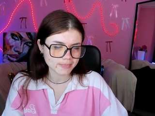 Spicy ella-soft on Camsoda Live Now!