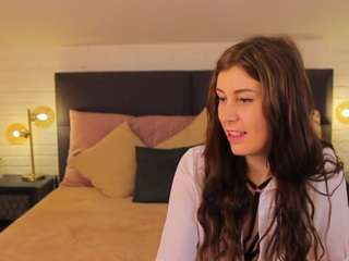 Spicy hailey-green on Camsoda Live Now!
