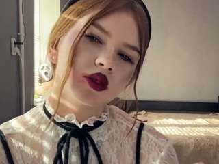 Spicy joellejaruis on Camsoda Live Now!