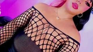 Spicy littleambarhot on Camsoda Live Now!