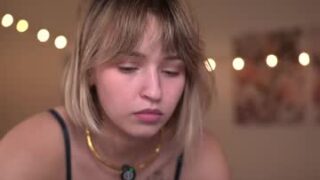 🔥 Hot hey you :) im D ~ check out dddira.com on Chaturbate Live Now!