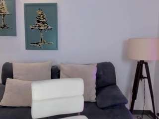 🔥 Hot niaholland on Camsoda Live Now!