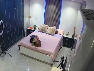 🔥 Hot voyeurcam-casa-salsa-bedroom-8 on Camsoda Live Now!