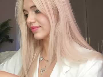 🔥 Sexy sweet bunny) on Chaturbate Live Now!