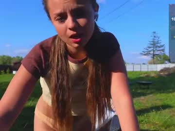 🔥 Sexy Vikki on Chaturbate Live Now!