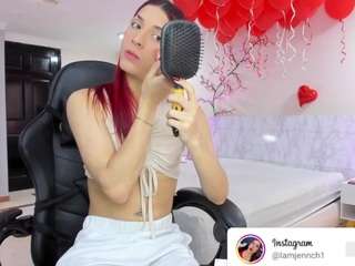 Hot charolbruce on Camsoda Live Now!